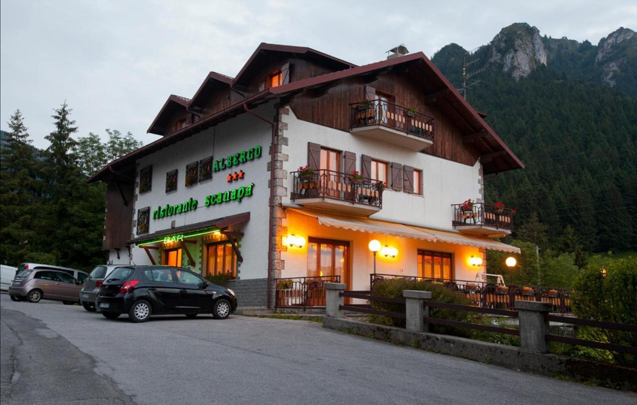 Albergo Ristorante Scanapa Castione della Presolana Exterior foto